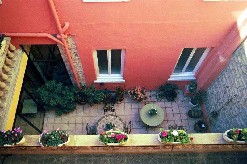Au Patio Morand Hotel Lyon Exterior photo